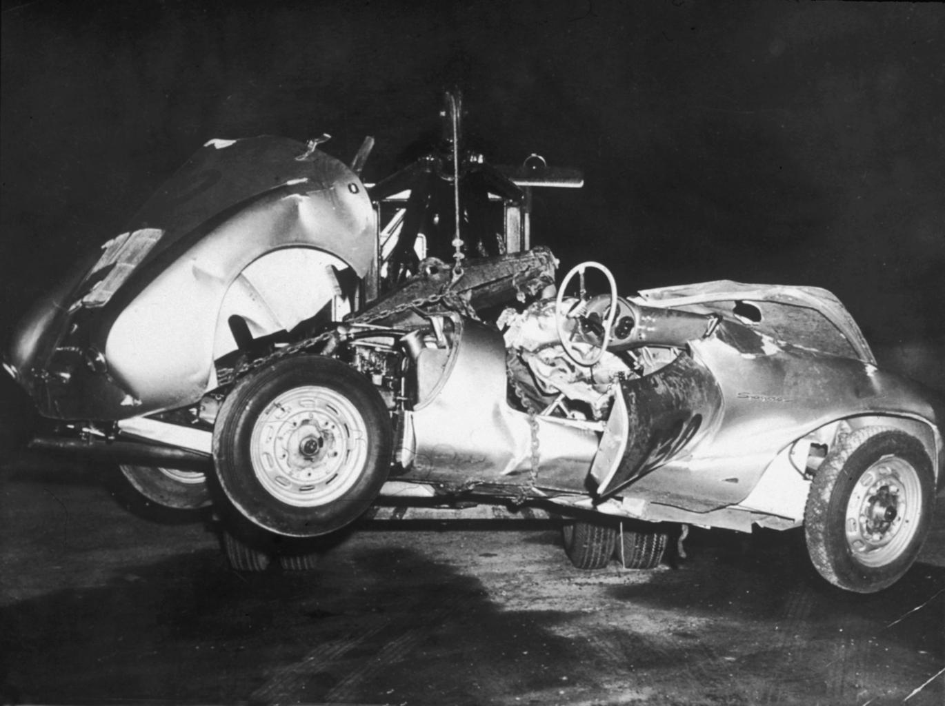 James Dean Porsche 550 Spyder Little Bastard cursed car 1955 — three deaths vanished 1960